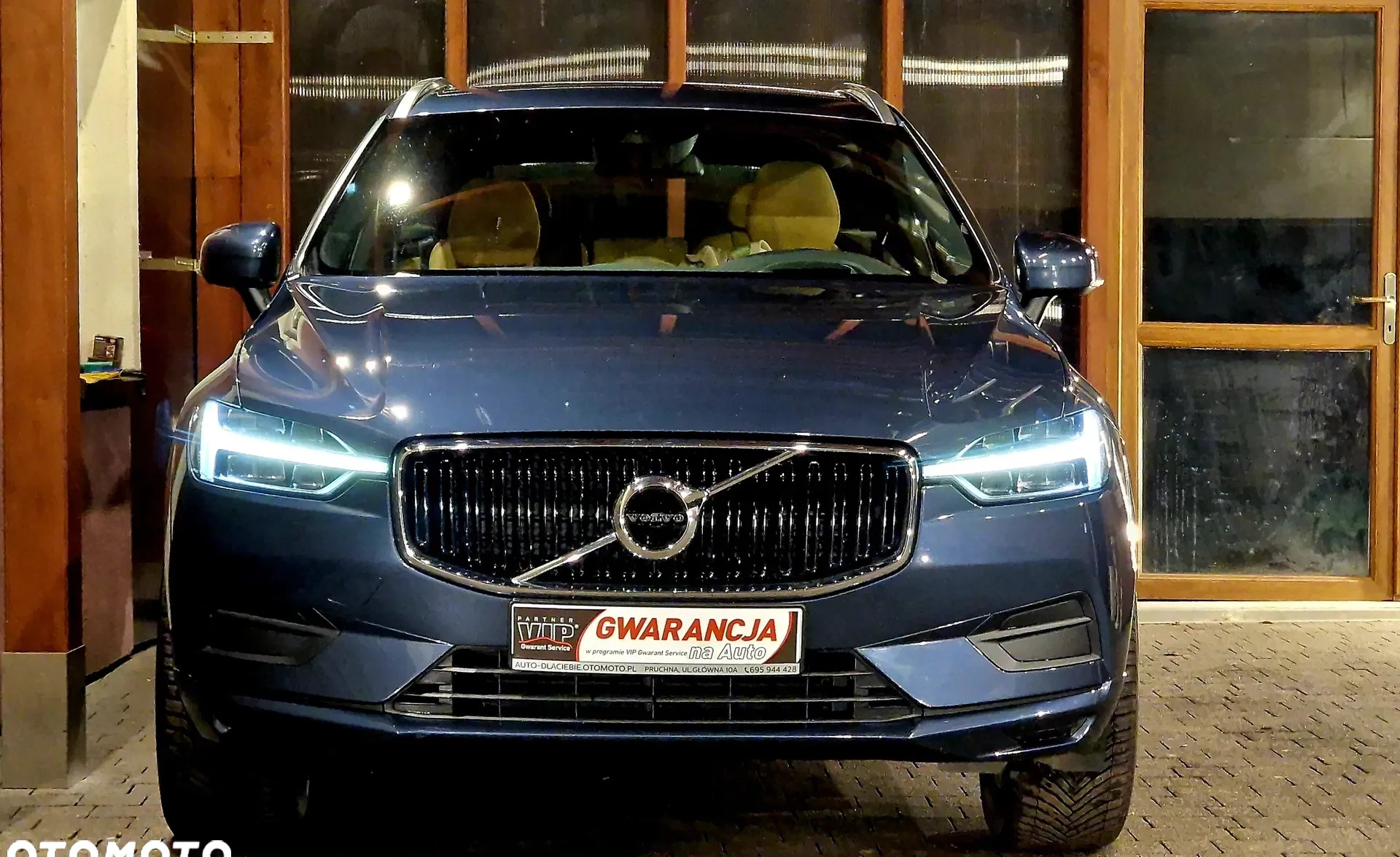Volvo XC 60 cena 92999 przebieg: 250000, rok produkcji 2018 z Stary Sącz małe 667